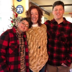 Meet your Posher, Robin